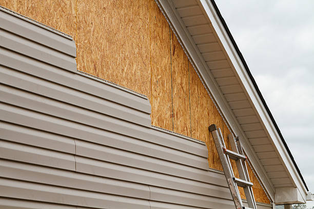 24/7 Emergency Storm Damage Siding Repair experts in Wellington, TX